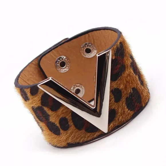 Vegan Leather Wide Cuff Bracelet Animal Print - Picture 2 of 7